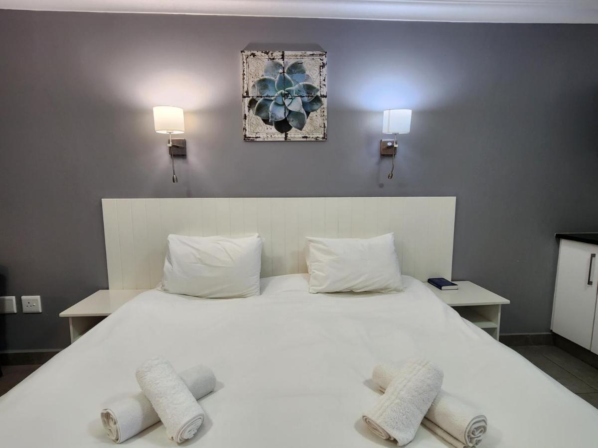 Hippo Lodge Apartments St. Lucia Exterior foto