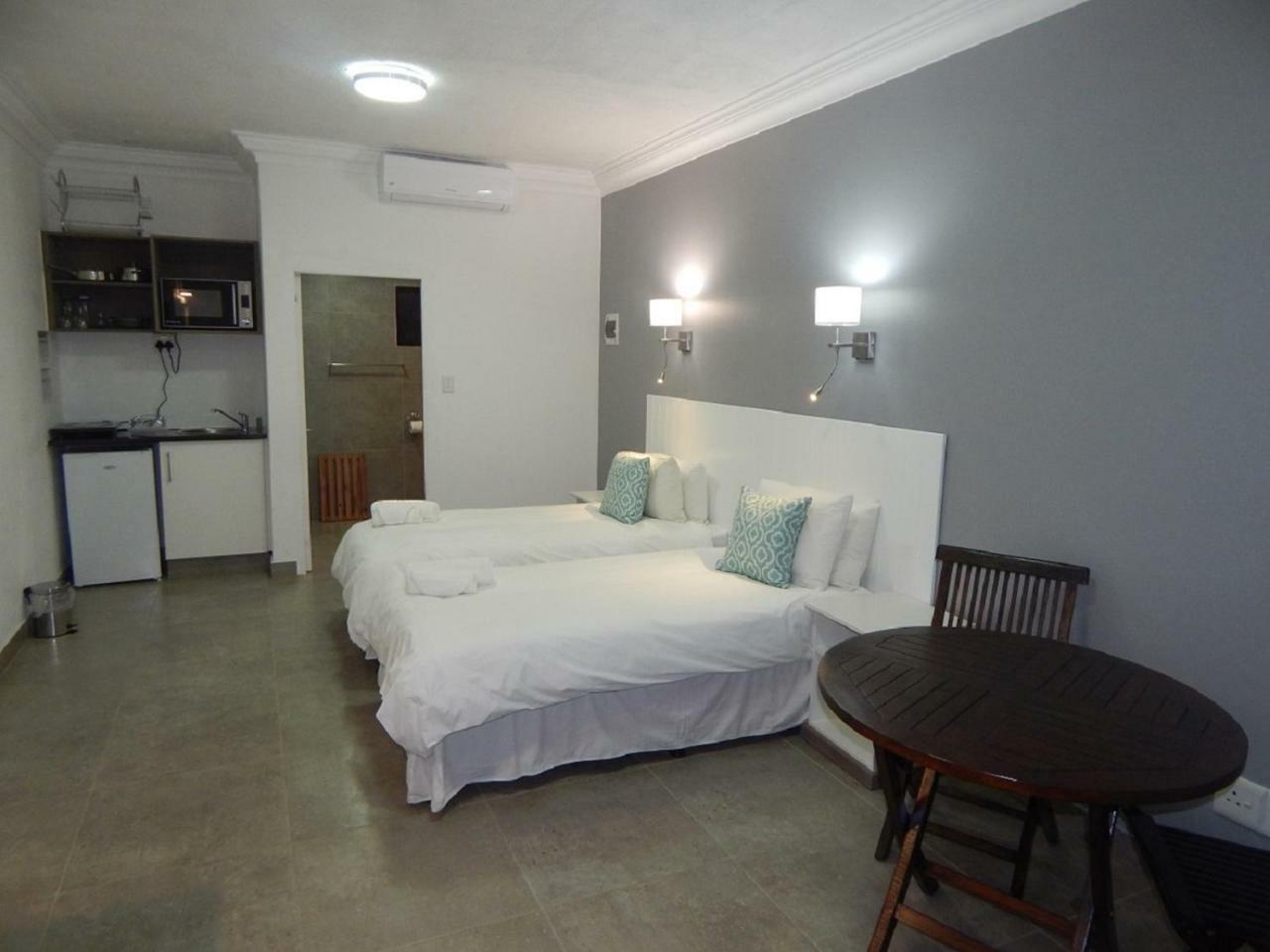 Hippo Lodge Apartments St. Lucia Exterior foto