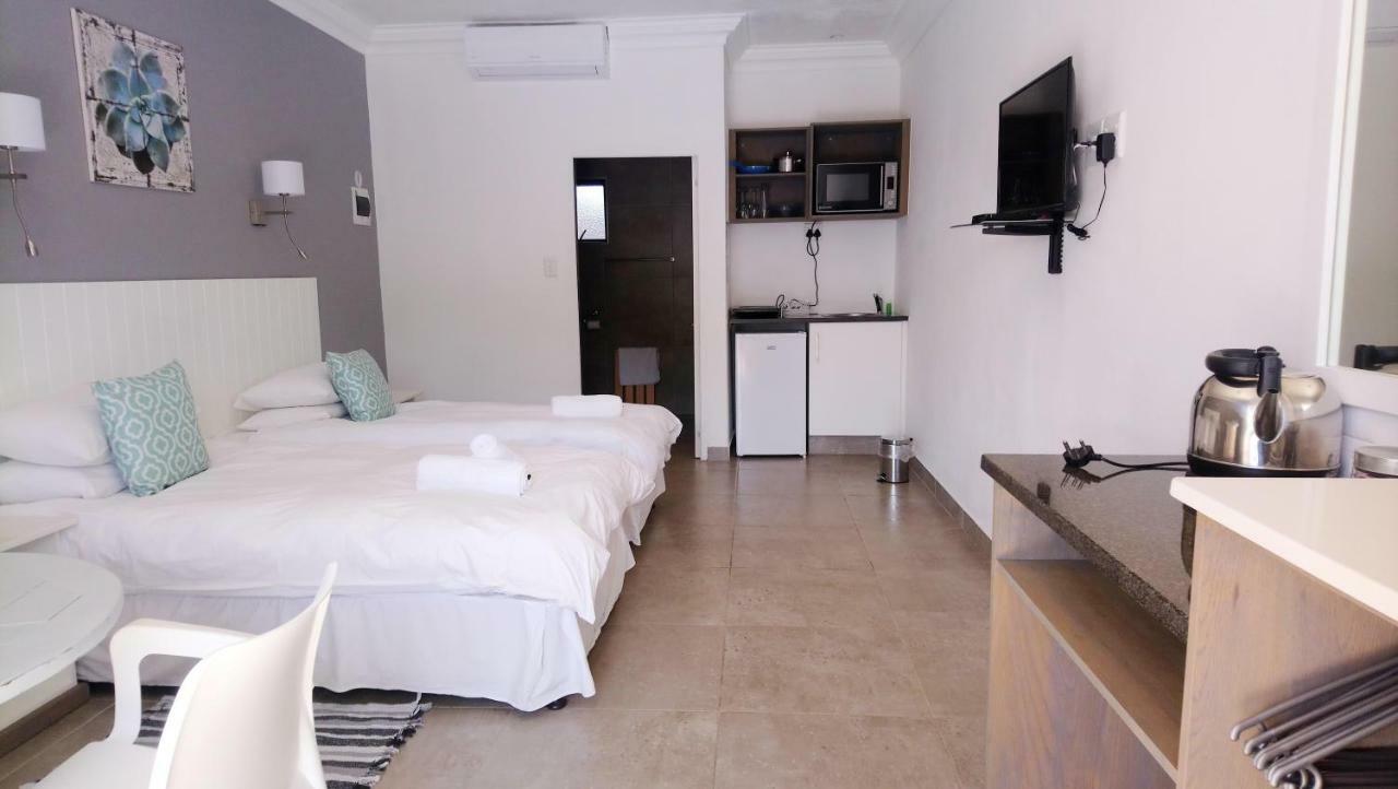 Hippo Lodge Apartments St. Lucia Exterior foto